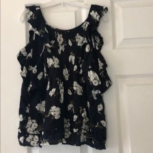 Women’s Abercrombie and Fitch top size XS